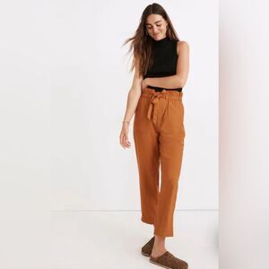 Women's Tan Paperbag Waist Pants Dunaway Carmel brown size medium golden pecan